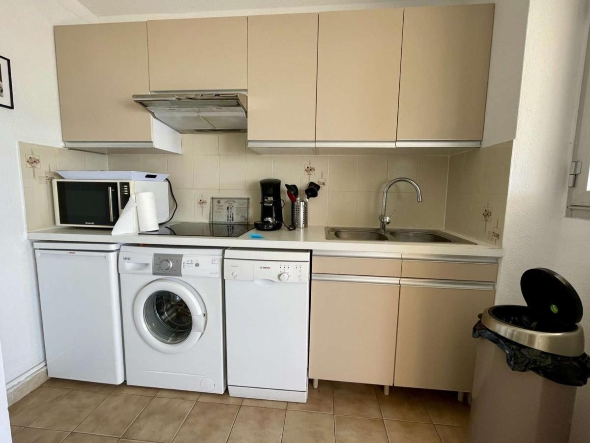 Superbe Apt 2P Front De Mer Pour 4 Pers Avec Terrasse - Cavalaire-Sur-Mer - Fr-1-226B-162 Ngoại thất bức ảnh